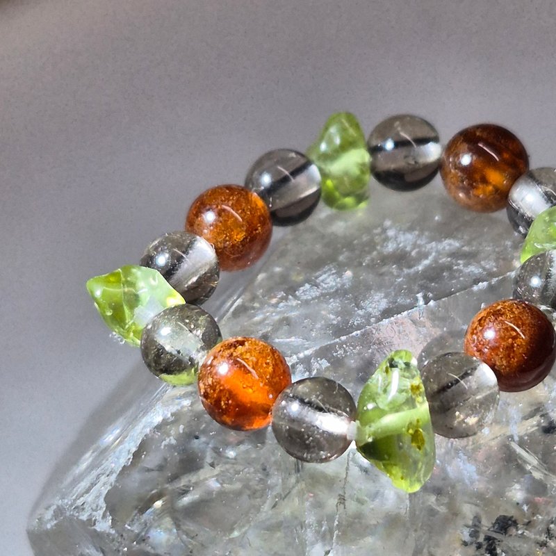 •聖誕暖光• 橙石榴×綠橄欖石×茶晶 設計款彈性戒 - 戒指 - 水晶 多色