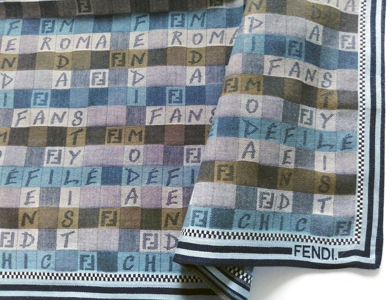 Fendi Vintage Handkerchief Pocket Square Christmas Gift 18 x 18 inches - 手帕 - 棉．麻 卡其色