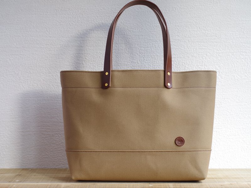 レザーハンドル帆布 トートバッグ(Snap top) A4横長 マッシュルーム - 手提包/手提袋 - 棉．麻 卡其色
