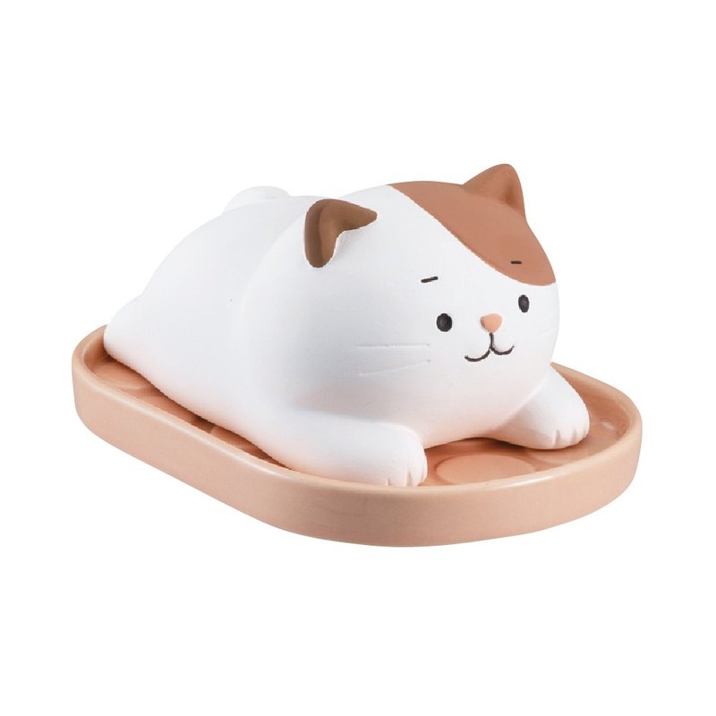 JAPAN Decole KARATTO MASCOT Natural Dehumidifier - idleness Calico Cat - Items for Display - Pottery White