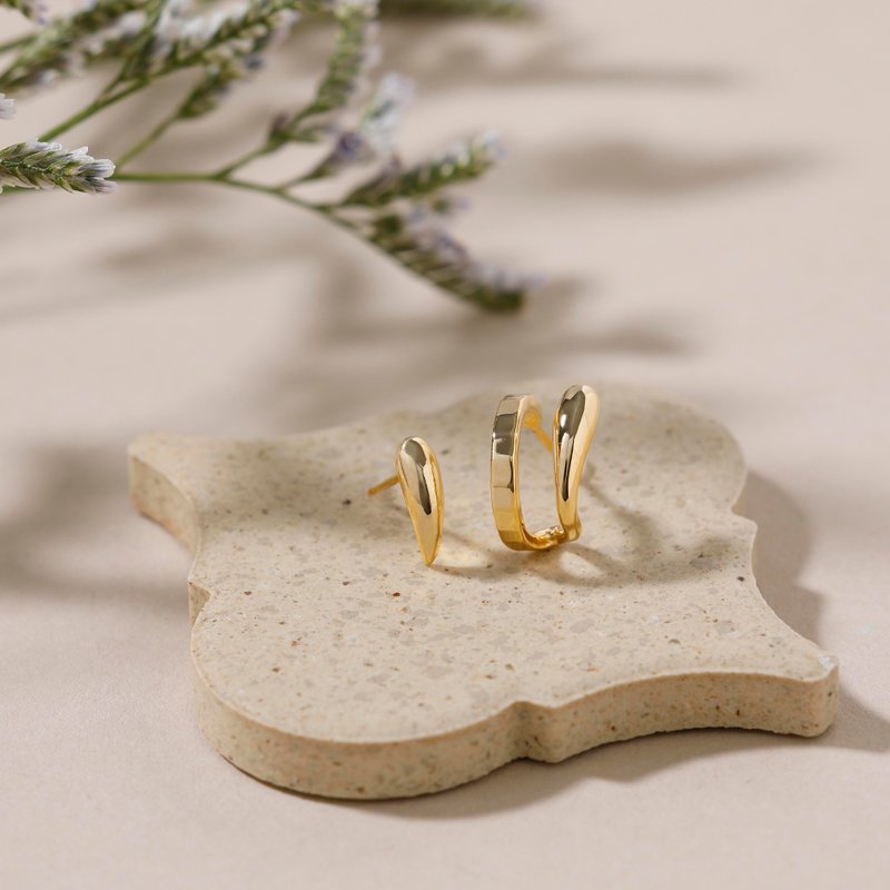 asymmetry-plain pierced earring GD Nickel-free earrings Stylish simple asymmetrical design Gold - Earrings & Clip-ons - Other Metals Gold