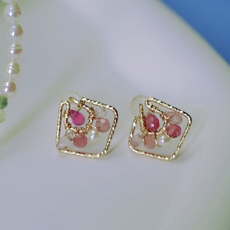 Natural sunrise pink sapphire and pink tourmaline hand-wound palace classical rhombus earrings - ต่างหู - เครื่องประดับพลอย สึชมพู