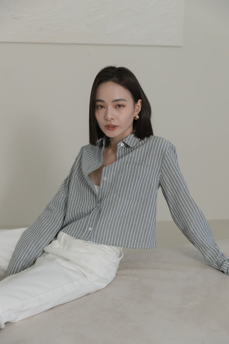 [Brand original] Ivy stiff Linen and linen short-edition shirt intellectual gray - Women's Tops - Cotton & Hemp Gray