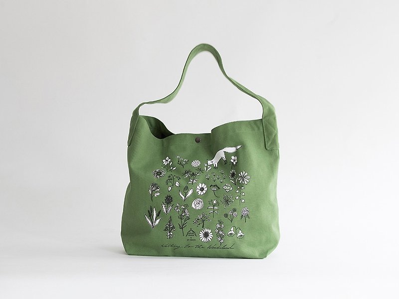 Shoulder bag (flower and fox/green) - กระเป๋าแมสเซนเจอร์ - ผ้าฝ้าย/ผ้าลินิน สีเขียว