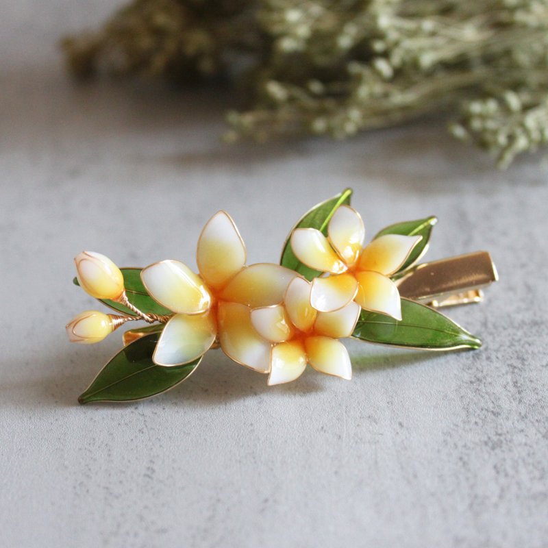 [Frangipani Hairpin] Plumeria Hairpin Romantic Pastoral Hairpin/Hair Accessories - เครื่องประดับผม - เรซิน หลากหลายสี