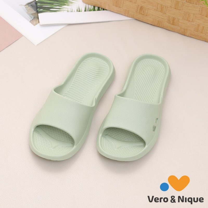 [Veronica] New color super lightweight pressure-free life slippers - mint green - Indoor Slippers - Plastic Green