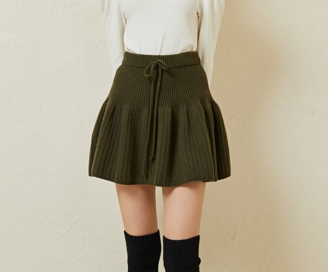 Black Flare Mini Skirt Knit