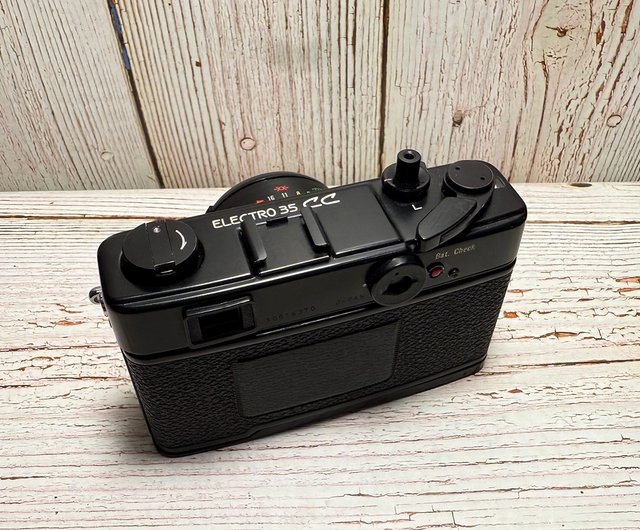 YASHICA ELECTRO 35 CC レンジファインダー 実用品 Yashica ELECTRO 35 MC レンジファインダーカメラ 実用品 - メルカリ