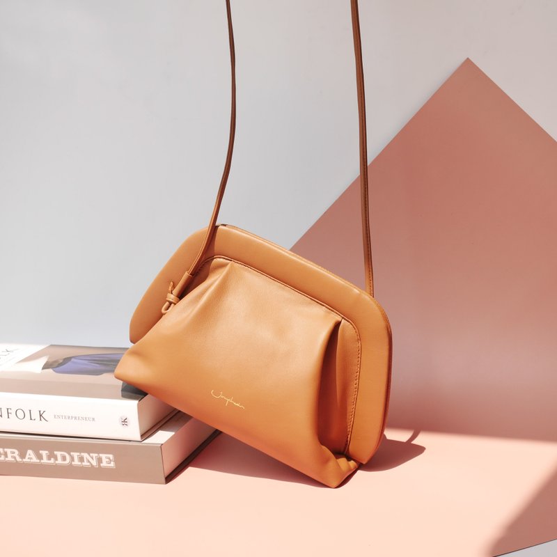 醫生包斜挎包 Lolli Cross-body Bag 醫生包 - 焦糖色 Caramel - 側背包/斜背包 - 真皮 咖啡色