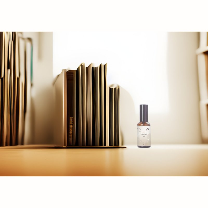 【Reading Scent·Searching】Essential Oil Space Fragrance Mist_In the library - น้ำหอม - น้ำมันหอม สีกากี