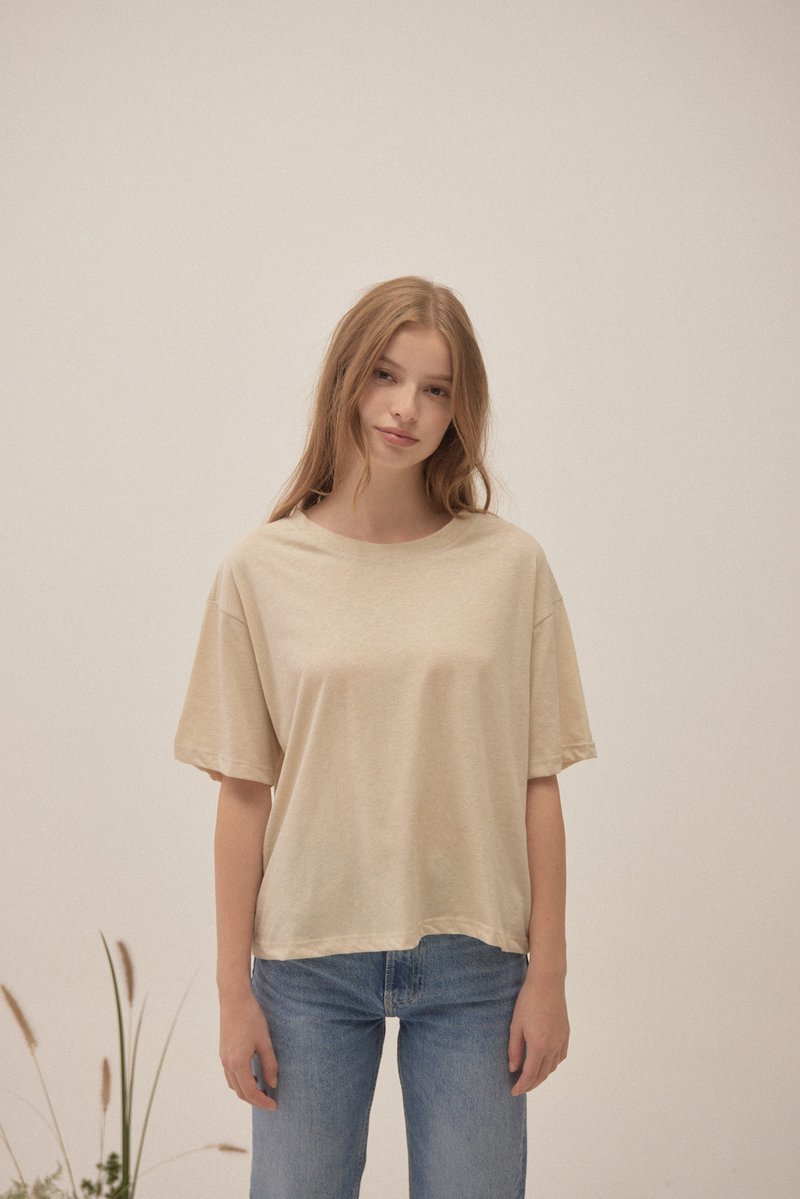 EVOPURE+ TRISHA pineapple leaf fiber short-sleeved off-shoulder top- Khaki - Women's T-Shirts - Other Materials Khaki