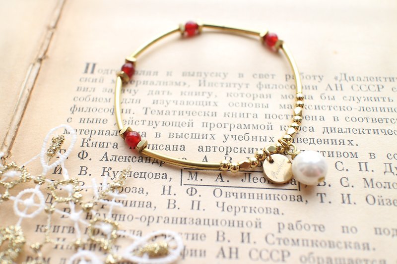 Red agate shell beads  brass handmade bracelet - Bracelets - Copper & Brass Red