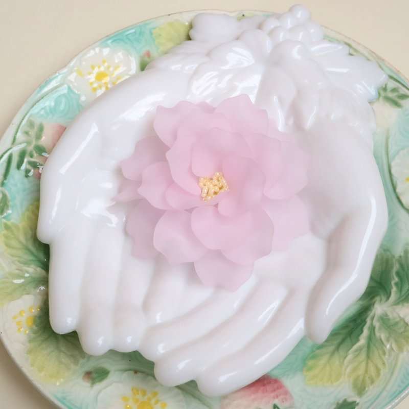 Peony Corsage Pink Large Peony Flower lover Brooch Light Elegant Elegant Noble Neat Refreshing Summer Hat Peony Acrylic Resin - Brooches - Plastic Pink
