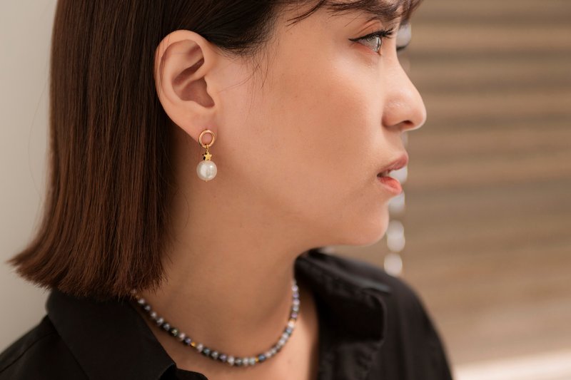 Holy City-Golden Trail-Pearl Star Earrings_18K gold plated - ต่างหู - ไข่มุก สีทอง