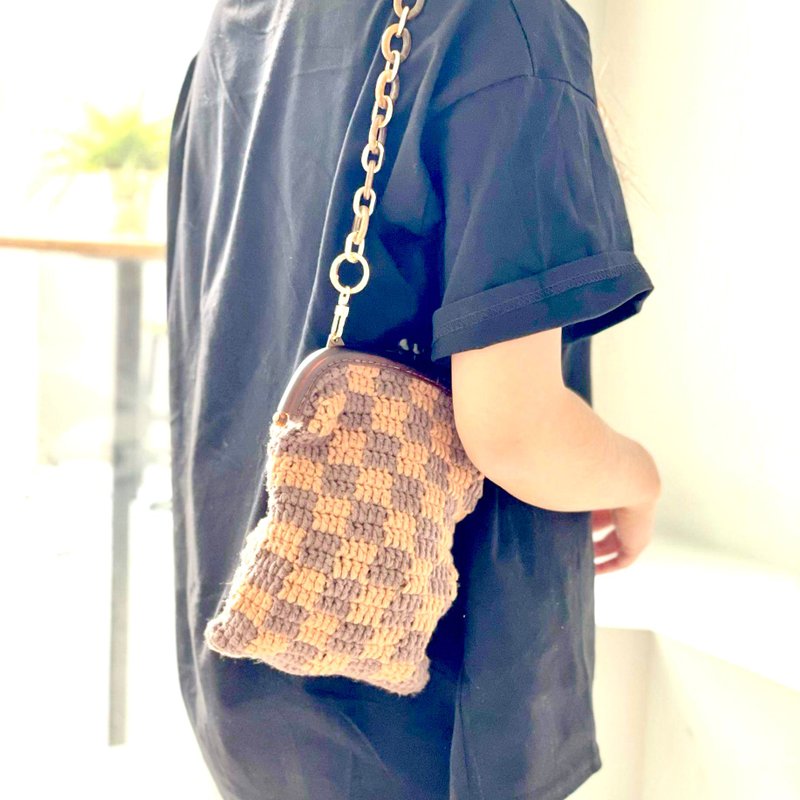 手工鉤織棋盤格子口金包【Crochet bag】長款 - 側背包/斜背包 - 棉．麻 