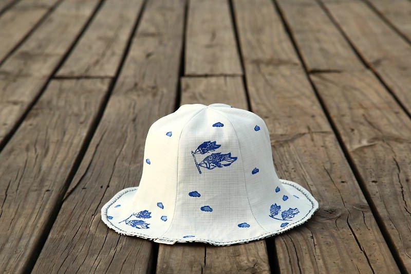[Micro-Japanese style match - wind squid flag] double-sided flower carp fisherman hat - Hats & Caps - Cotton & Hemp 