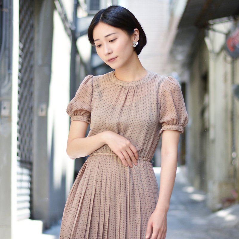 Hidden Geese | Vintage Dresses - One Piece Dresses - Other Materials 