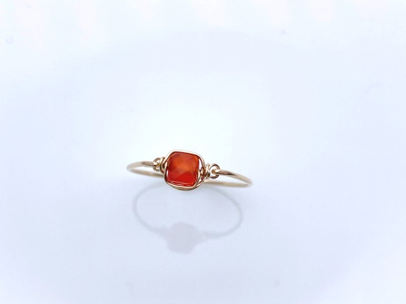 Pastel cube - carnelian wire ring - General Rings - Gemstone 