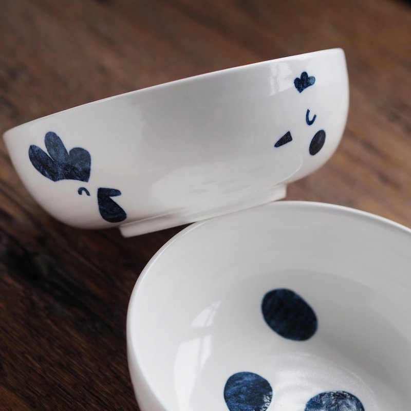 【団欒】中サイズの丼鉢 / 起家鶏 / 新築祝い、結婚祝い | 単品 - 茶碗・ボウル - 磁器 ホワイト