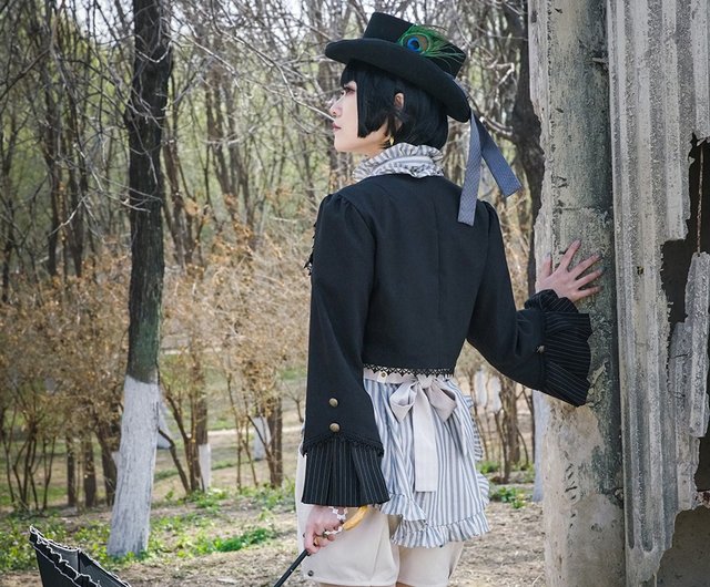 鉤レア↑ スチームパンクでゴシックな連打フックボタンのフローラル柄ジャケット 鉤レア↑ スチームパンクでゴシックな連打フックボタンのフローラル柄