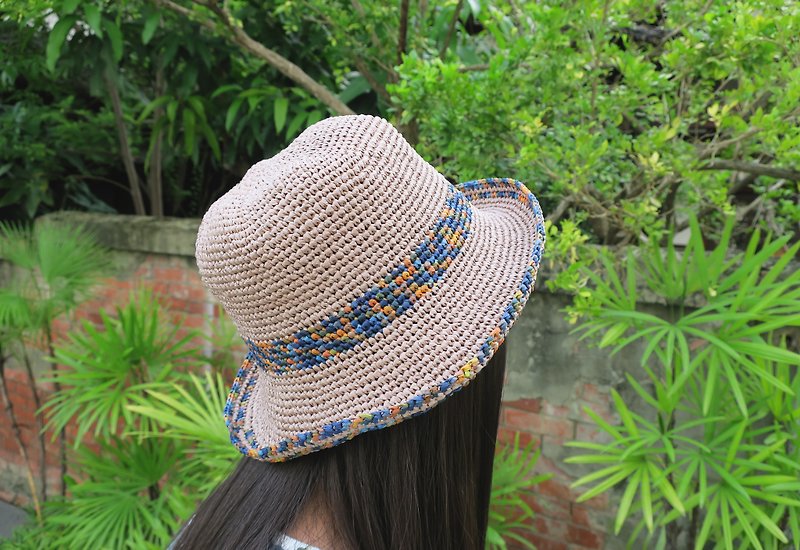 Mother's hand-made hat/Raphi straw hat-square fisherman hat/plain surface x flower thread/jump color blue/design limited edition - Hats & Caps - Other Man-Made Fibers Gray
