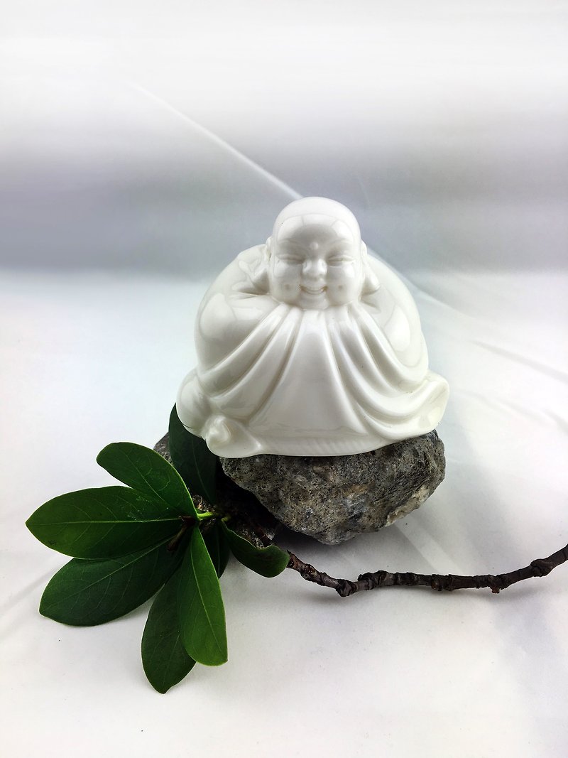 CereiZ Life Healing・Buddha - Pottery & Ceramics - Pottery White