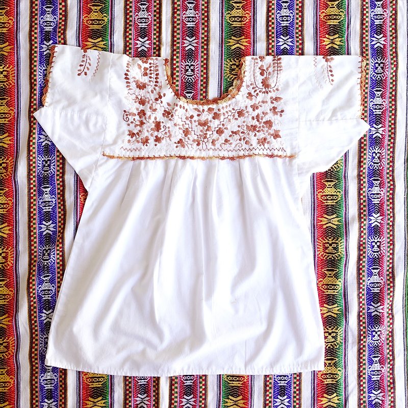 BajuTua /古著/墨西哥南方 Oaxacan手工刺繡上衣- 咖啡漸層 - 女上衣/長袖上衣 - 棉．麻 白色