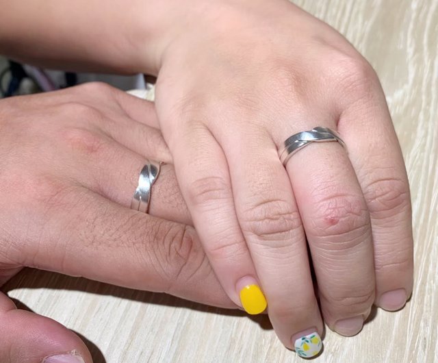 Aggregate 137+ engagement ring kerala designs xkldase.edu.vn