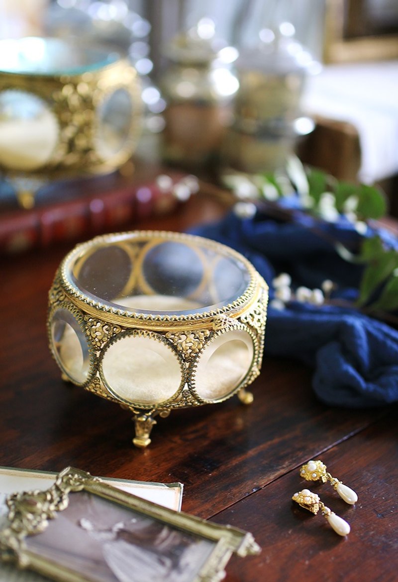 Europe // Classic Octagonal Cat Feet // Antique Jewelry Box No.1 - อื่นๆ - วัสดุอื่นๆ สีทอง