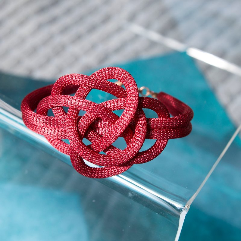 Lussli | Knitted Bracelet - ROSE (Size S, Dark Red) - สร้อยข้อมือ - ผ้าไหม สีแดง