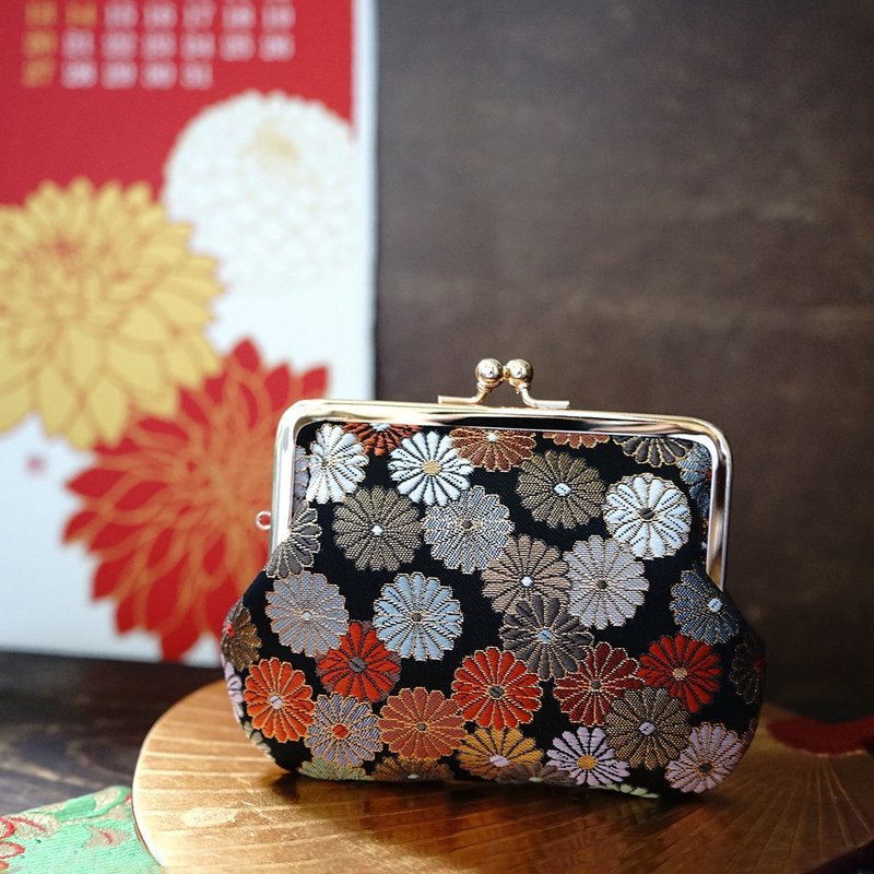 Nishijin Textile|Kinyi Baiju Parent kiss lock bag|Coin Purse|Modern Fashion - กระเป๋าสตางค์ - วัสดุอื่นๆ 