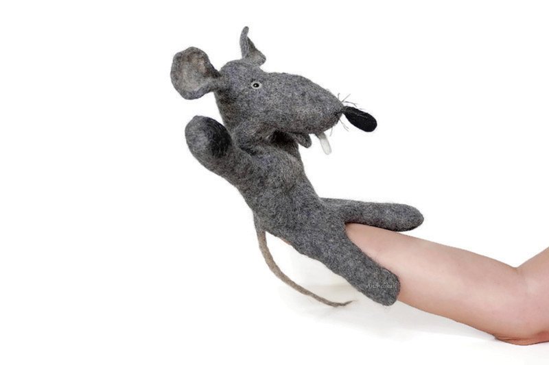 Rat puppet toy made of natural wool for puppet theater, ecological puppet - 寶寶/兒童玩具/玩偶 - 羊毛 灰色