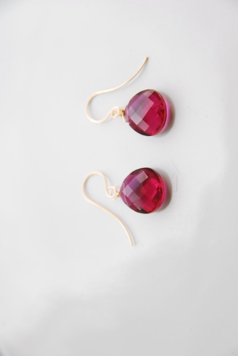 ルベライトカラーハイドロクォーツのピアス　１４kgf - 耳環/耳夾/耳骨夾 - 水晶 粉紅色