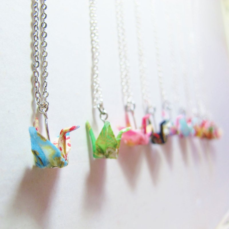 Mini Crane Necklace - สร้อยติดคอ - กระดาษ หลากหลายสี