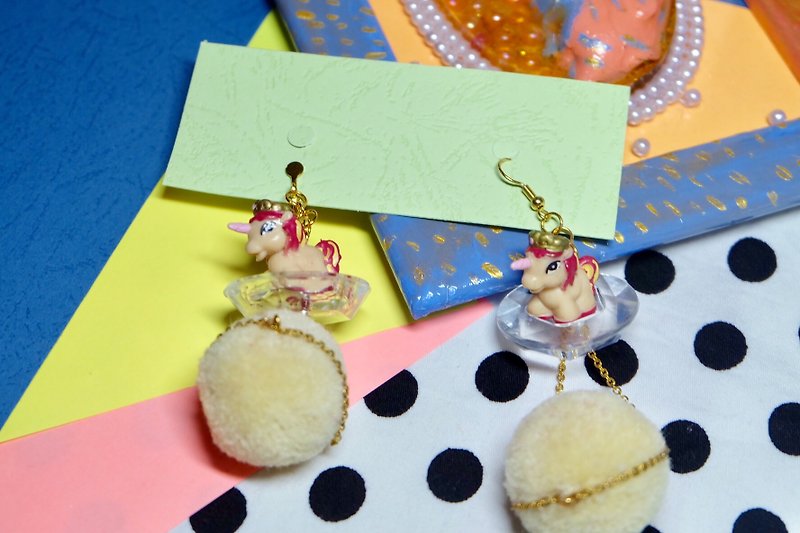 Remade doll hand earrings / babyhand /Harajuku/kawaii/ - Earrings & Clip-ons - Other Materials Khaki