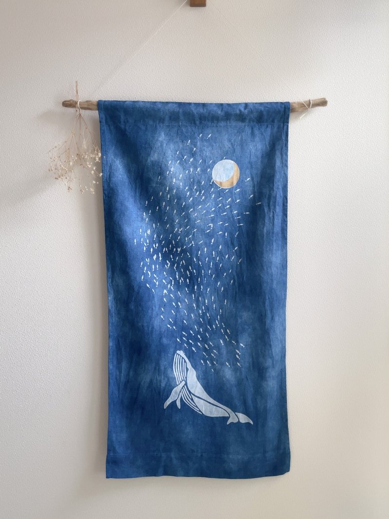 日本製 手染め Tapestry Sardine run, Whale & Moon  鰯鯨月 Indigo dyed 藍染 絞り shibori - 壁貼/牆壁裝飾 - 棉．麻 藍色