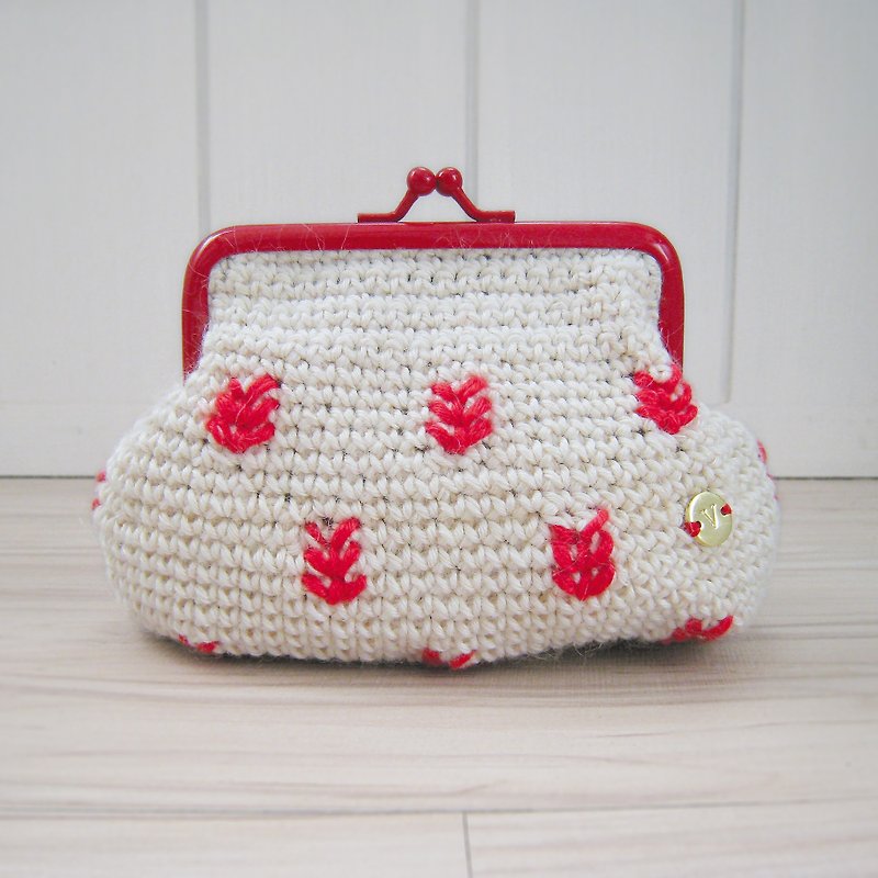 \\ \\ Fletching red and white color embroidered linen mouth gold package - กระเป๋าใส่เหรียญ - วัสดุอื่นๆ ขาว