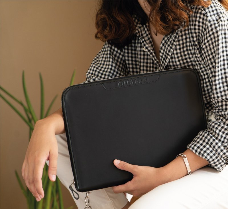 Handmade Round Zip Faux Leather Bag A4 for Macbook Air13/ iPad Free Engraving - 公事包 - 人造皮革 多色