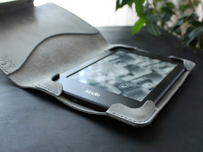 Kindle Paperwhite 12 2024 leather case silver grey Kindle cover Ereader case - 平板/電腦保護殼/保護貼 - 真皮 灰色