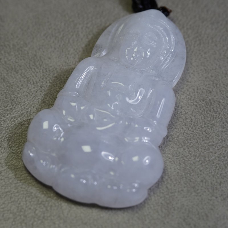 Guanyin White Jade Pendant, the Buddhist goddess of mercy and compassion - สร้อยคอ - หยก ขาว