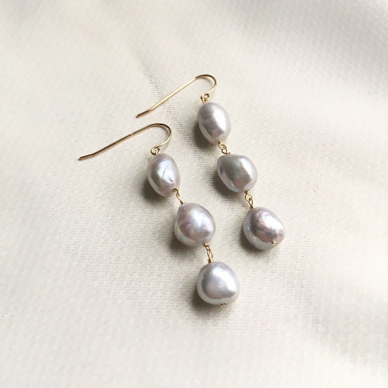 K14gf Baroque grey pearl earrings - 耳環/耳夾/耳骨夾 - 珍珠 灰色