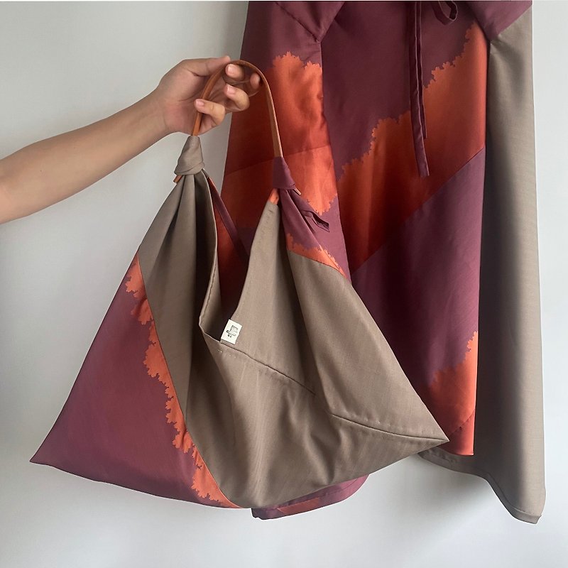 Unique | Single layered Two-colored AZUMA bag   Silk KIMONO, SAKURA & Wool suite - กระเป๋าถือ - ผ้าไหม สีม่วง