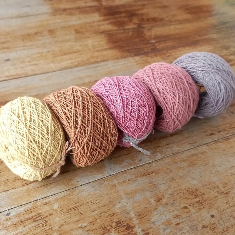 暖色80m×5色/太さ0.7mm/草木染め綿糸 /刺繍糸・刺し子糸・クロスステッチ・ラッピング・タッセル - 編織/刺繡/羊毛氈/縫紉 - 棉．麻 多色