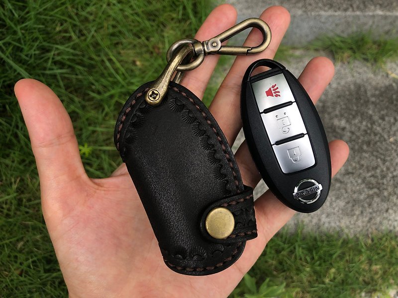 Nissan key leather cover vegetable tanned leather - Keychains - Genuine Leather 