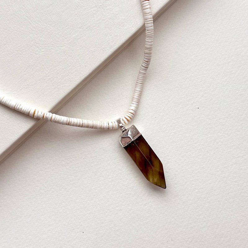 [Powerful mind protection Stone] Shell Citrine Hexagonal Column Necklace calms thoughts, eliminates stress and attracts wealth - Necklaces - Semi-Precious Stones White