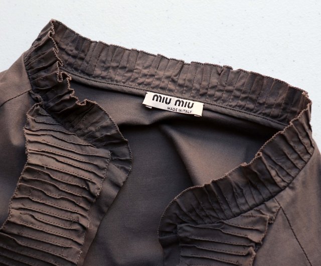 Pumpkin Vintage. Miu Miu small gray coat made in Italy - Shop