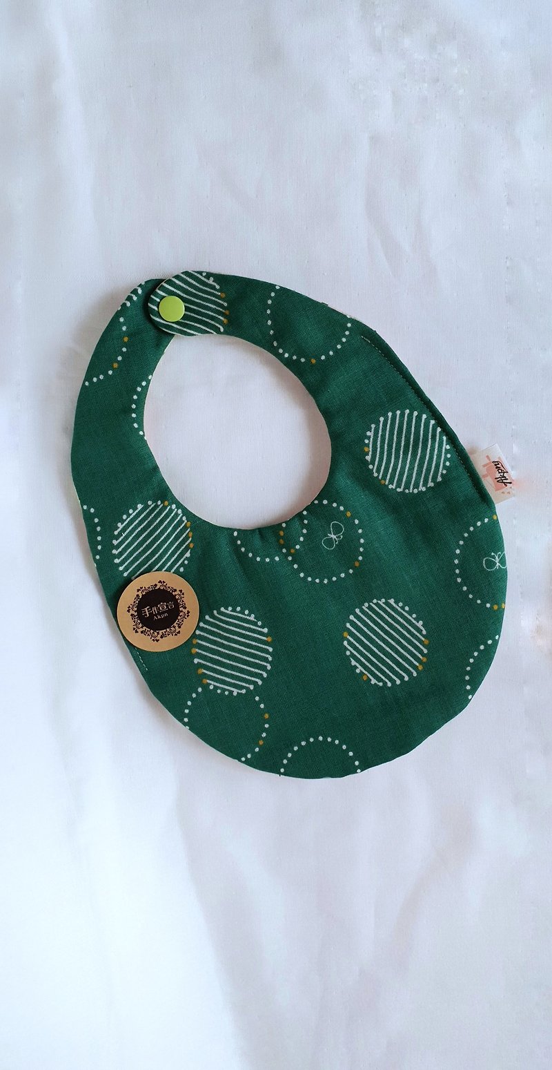 蝴蝶圈圈-深綠-八層紗100%cotton蛋型圍兜 - 滿月禮物 - 棉．麻 綠色