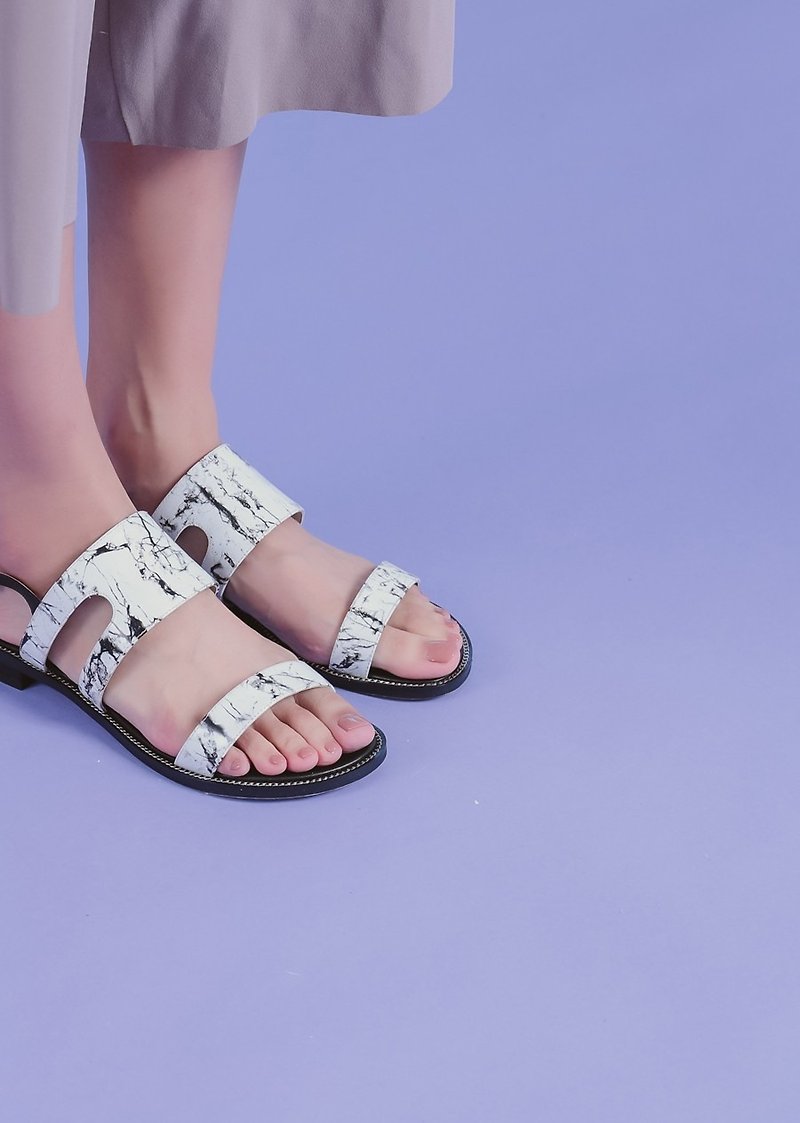 Geometric side hollow open toe flat leather sandals white marble - รองเท้ารัดส้น - หนังแท้ ขาว