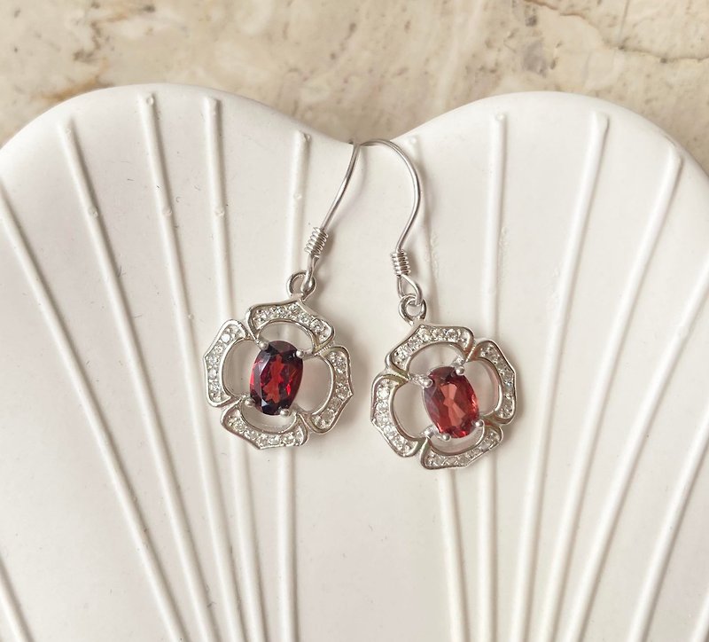 Natural Stone Earrings 925 Sterling Silver Earrings Rings Stone Gemstone Light Jewelry Semi Gemstone - ต่างหู - เครื่องเพชรพลอย สีแดง