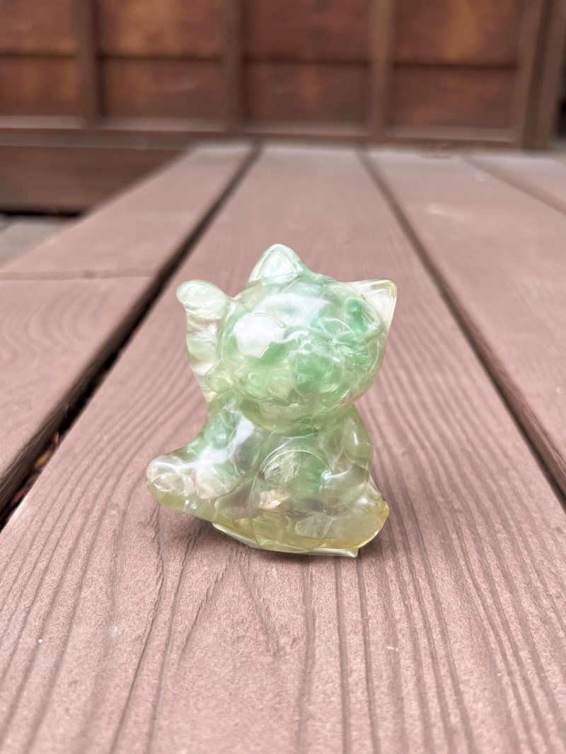 Crystal Ornament [Lucky Cat Stone] opens up intelligent, creative, thinking and analytical skills - Items for Display - Crystal 